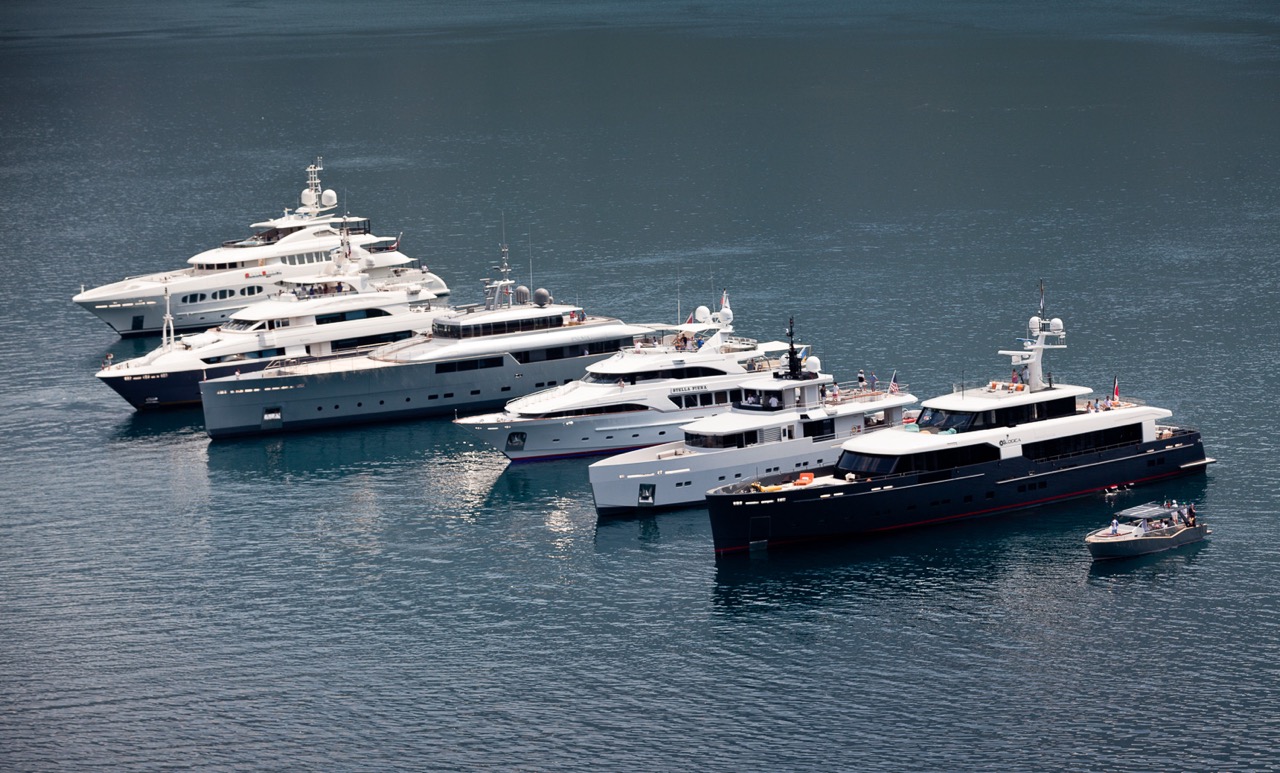 Яхтенное шоу Superyacht Rendezvous в Черногории