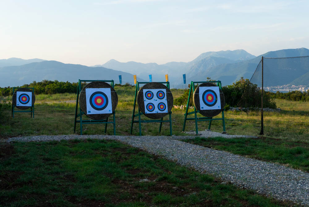 Открытие поля Golf Driving Range на Луштице