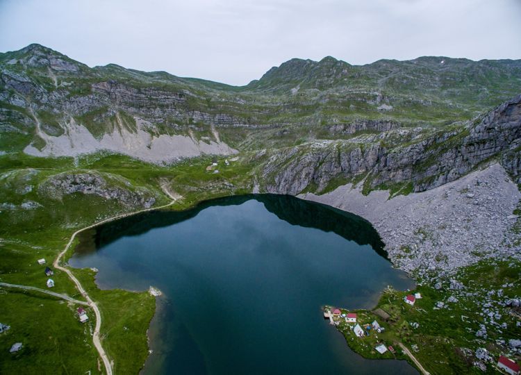 Ледниковые озера рядом с Никшичем