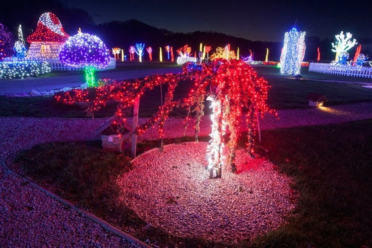 Рождественский парк недалеко от Загреба