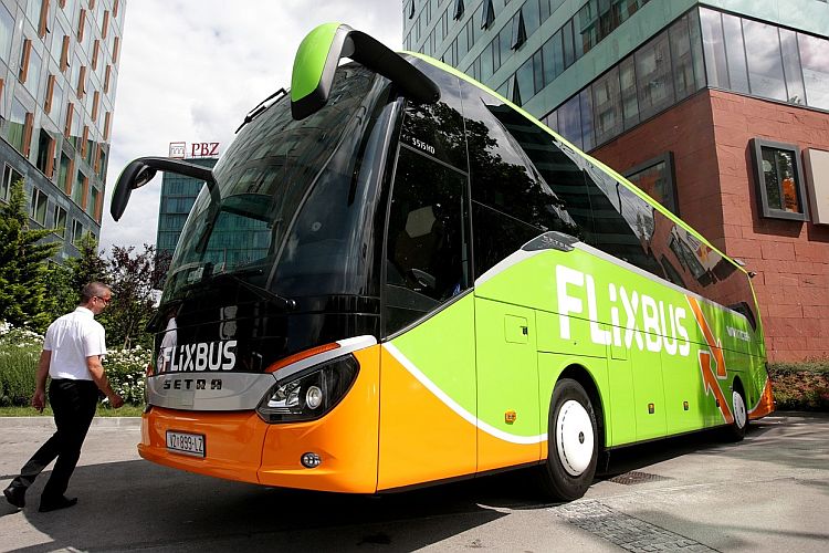 Международный автобусный оператор FlixBus запустил в Хорватии 50 рейсов Автобус FlixBus. Фото: Vecernji.hr, Žarko Bašić, Pixsell