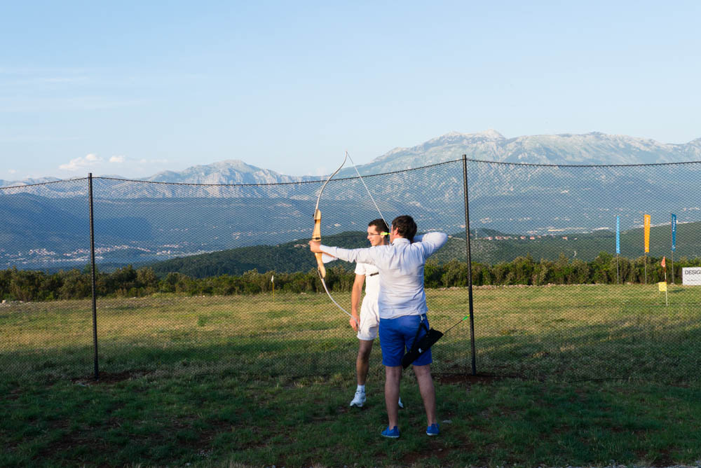 Открытие поля Golf Driving Range на Луштице