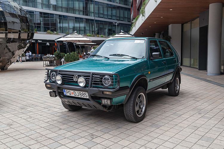 Old Timer Fair в Подгорице