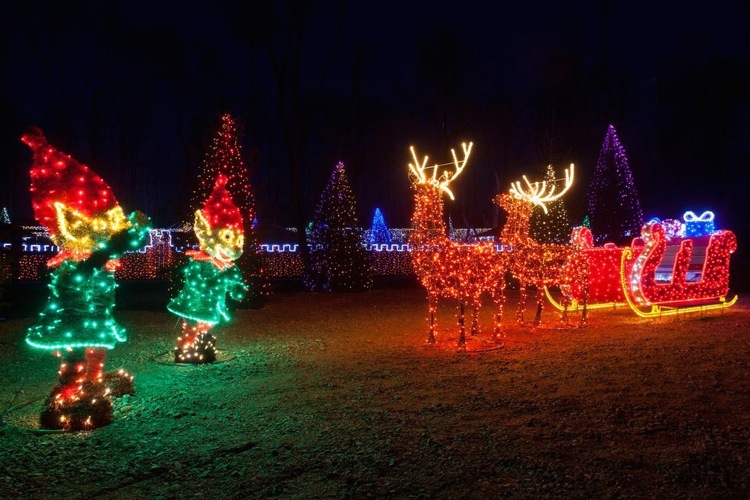 Рождественский парк недалеко от Загреба