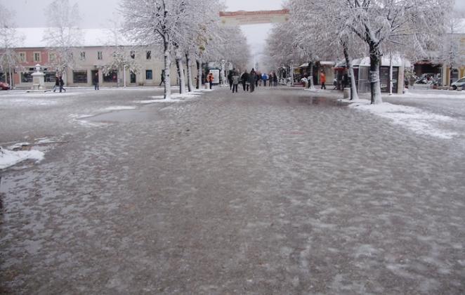 Первый снег в Никшиче