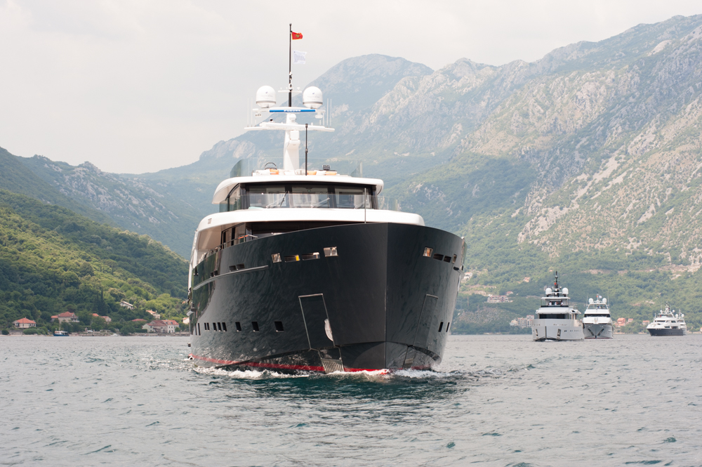 Яхтенное шоу Superyacht Rendezvous в Черногории