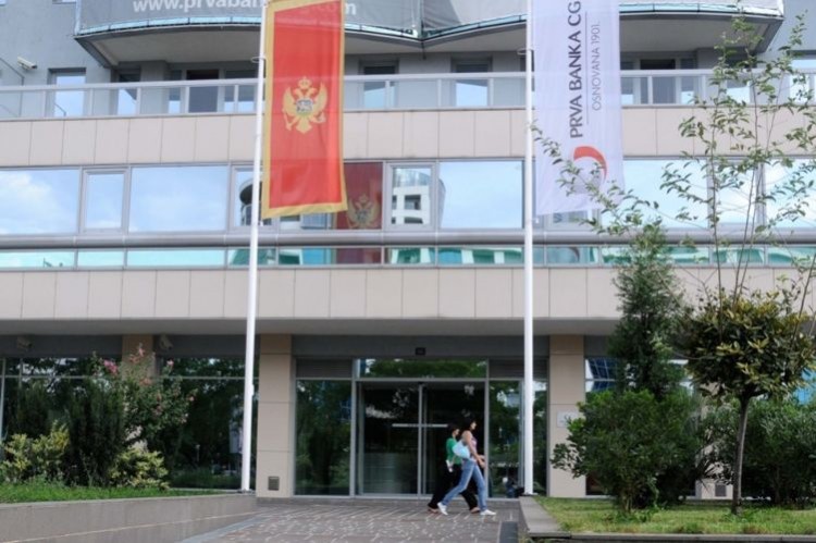 Отделение банка Prva Banka Crne Gore. Фото: Vijesti, Boris Pejović