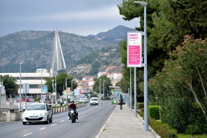 В Дубровнике открыли "умную улицу" "Умная улица" в Дубровнике. Фото: Dubrovacki.hr, Tonči Plazibat, Cropix