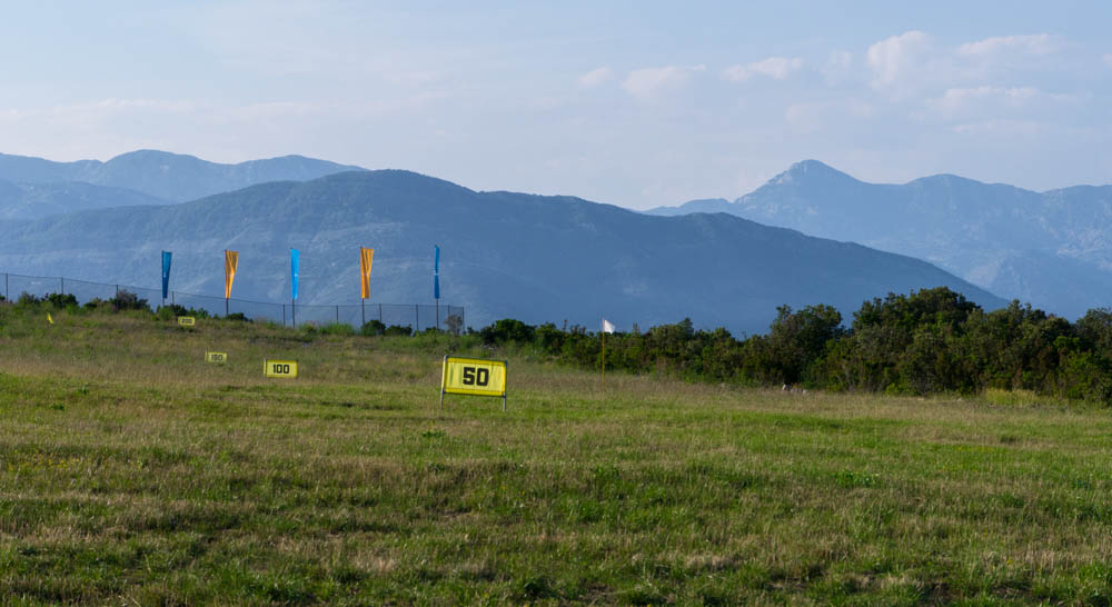 Открытие поля Golf Driving Range на Луштице