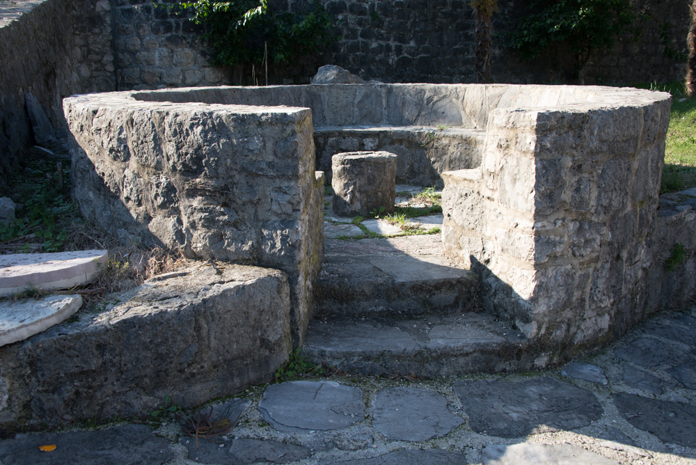 Исторические объекты в Морине