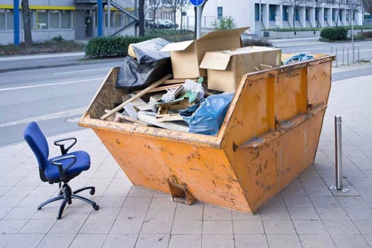 В Будве сообщили о графике вывоза крупногабаритного мусора