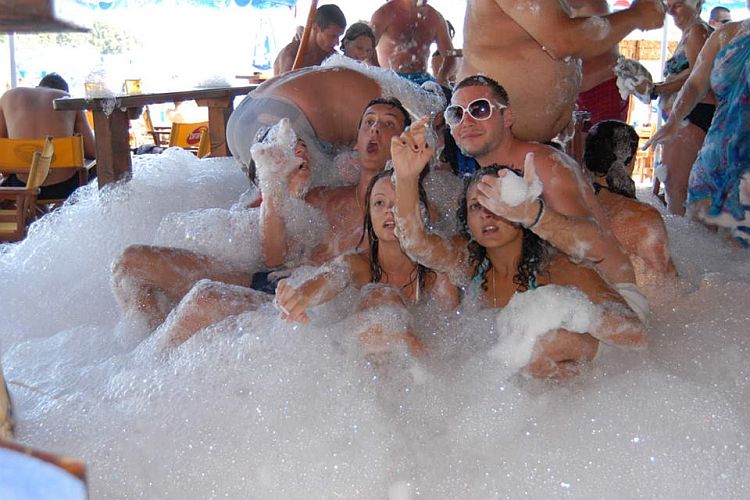 Фестиваль After Beach Parties. Фото: Facebook, Afterbeach parties Montenegro