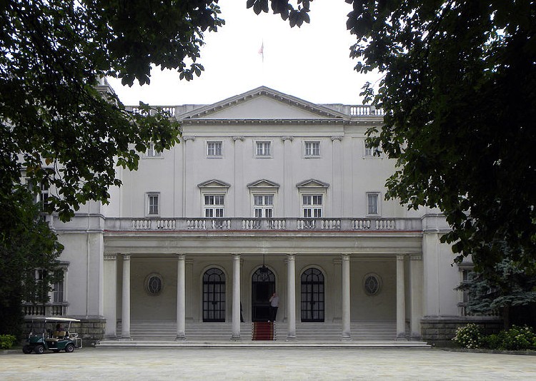 Минфин Сербии отказал кронпринцу Югославии Белый двор в Белграде. Фото: Commons.wikimedia.org