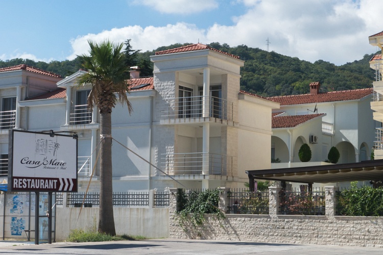 Отель Casa del Mare в Каменари Отель Casa del Mare в Каменари