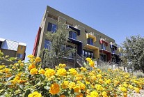 Жилой дом в Сербии. Фото: Tanjug/AP