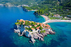 Гостиничный комплекс на Свети Стефане. Фото: Shutterstock/Curioso.Photography