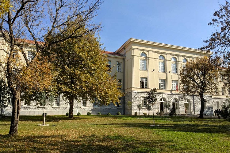 Гимназия «Слободан Шкерович» в Подгорице. Фото: Facebook, JU Gimnazija «Slobodan Škerović»