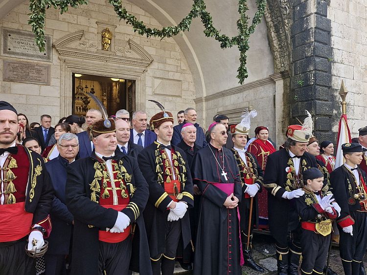 Празднование Дня святого Трифона в Которе