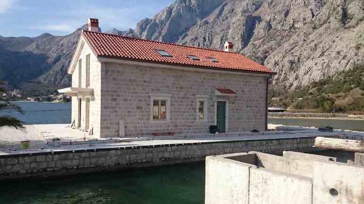Новый дом в Черногории, в поселке Люта
