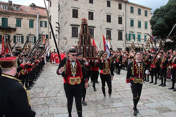 Празднование Дня святого Трифона в Которе