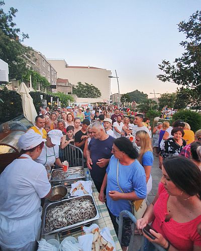 Гастрономический праздник «Фестиваль макарула» в июне 2019 года