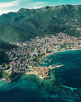 Вид на Будву. Фото: pexels